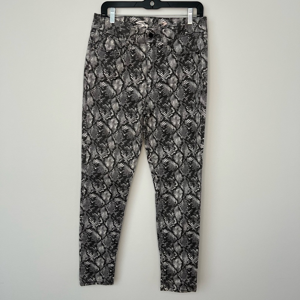 Seven7 Tummyless High Rise Skinny Womens Size 10 Gray Snake Print Denim Jeans.